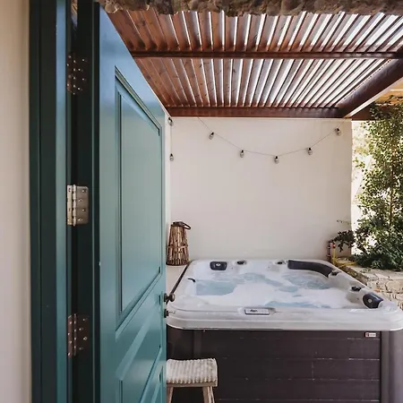 Andama Country Living منزل ريفي